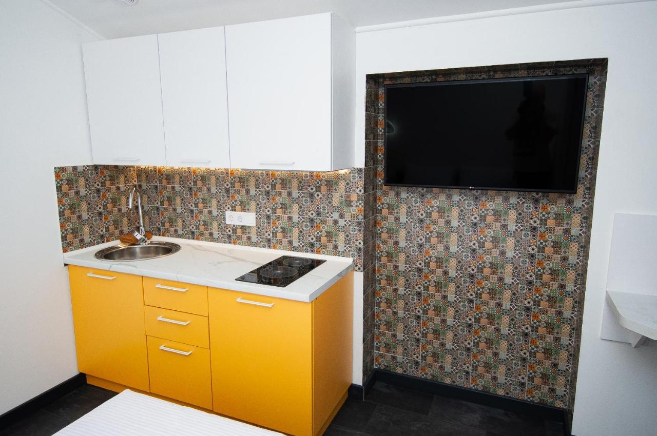 Suites On Chaikovskogo Odessa Dış mekan fotoğraf