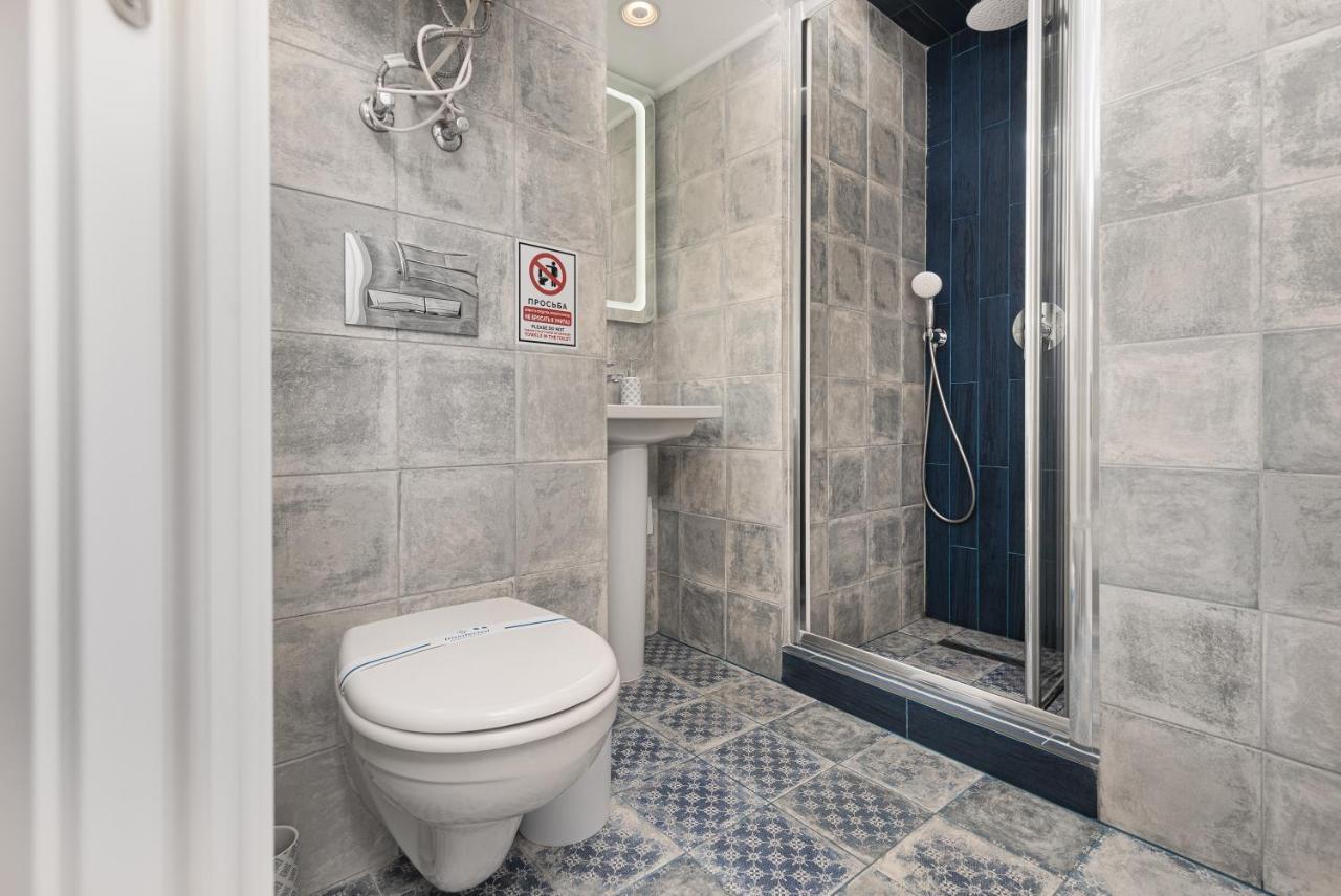 Suites On Chaikovskogo Odessa Dış mekan fotoğraf