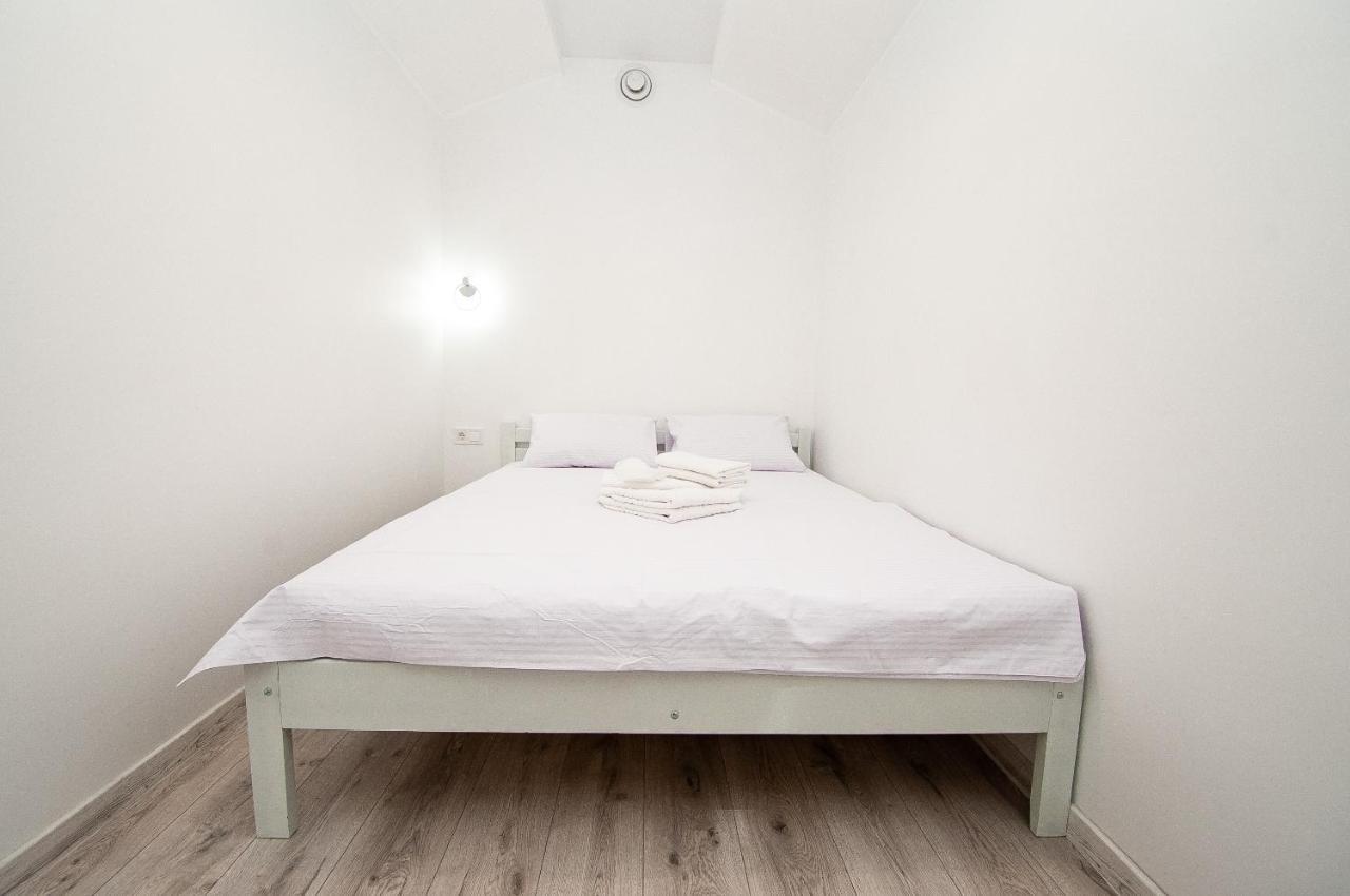 Suites On Chaikovskogo Odessa Dış mekan fotoğraf