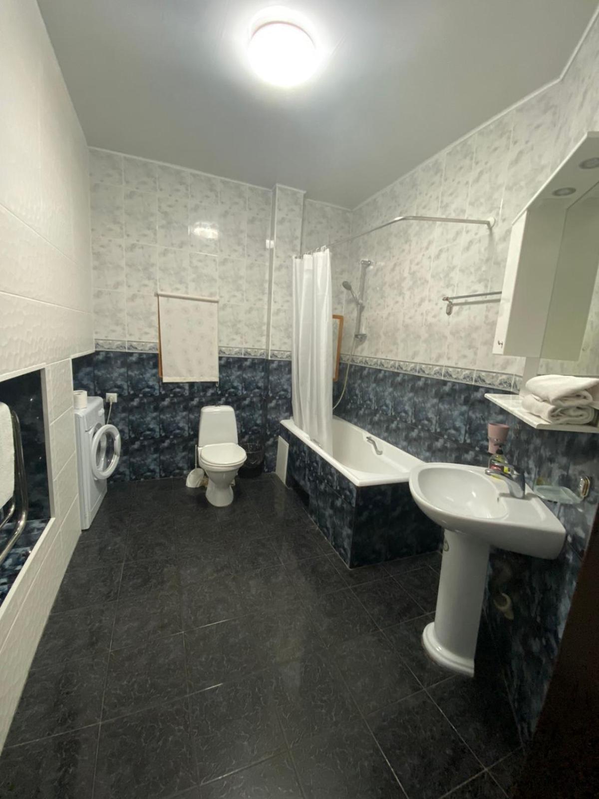 Suites On Chaikovskogo Odessa Dış mekan fotoğraf